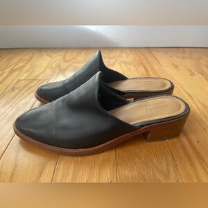 Soludos Black Leather Mules